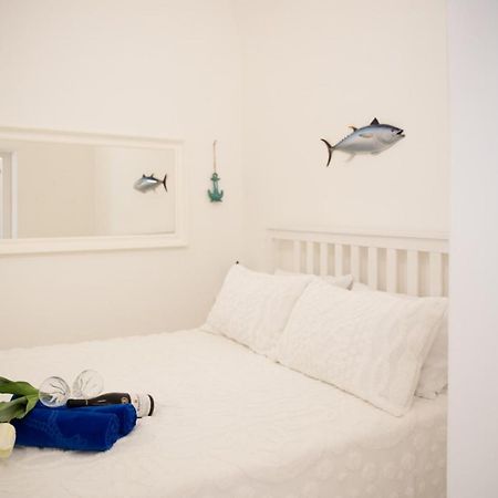 Blu Mare Suite Privata & Apartment แตร์ราซีนี ภายนอก รูปภาพ