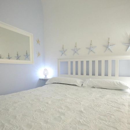 Blu Mare Suite Privata & Apartment แตร์ราซีนี ภายนอก รูปภาพ