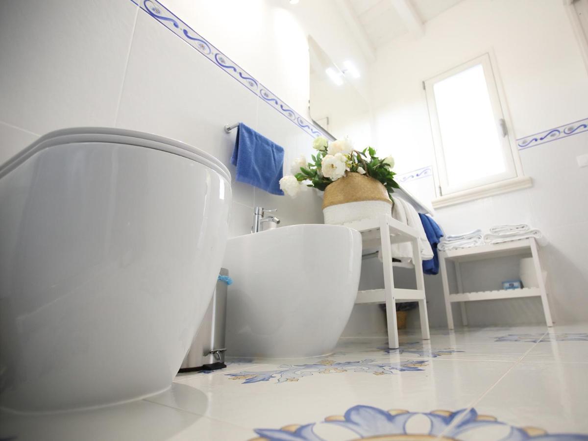 Blu Mare Suite Privata & Apartment แตร์ราซีนี ภายนอก รูปภาพ